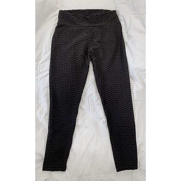 Bundle Of 2 BLACK HONEYCOMB BOOTY LIFTING LEGGINGS - Picture 3 of 5